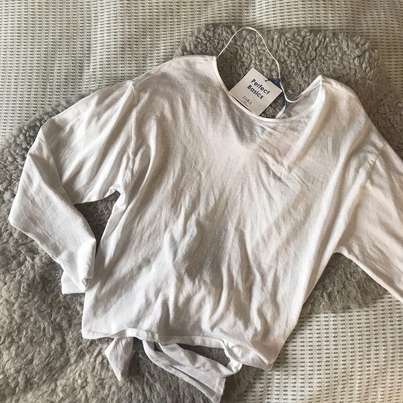 🚨SOLD ELSEWHERE 🚨NWT Zara White Wrap Tee - Picture 2 of 5
